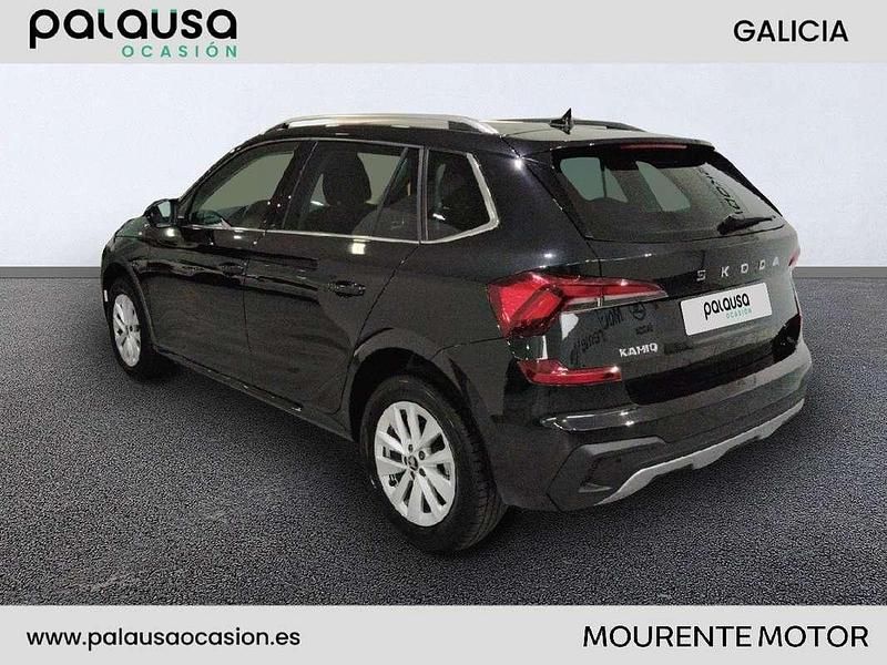 Usado Skoda Kamiq Selection 116 CV (85 kW) 2025 Negro SUV