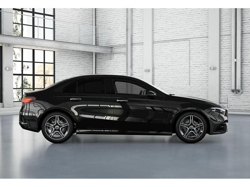 Nuevo Mercedes A180 136 CV (100 kW) 2025 Negro Berlina