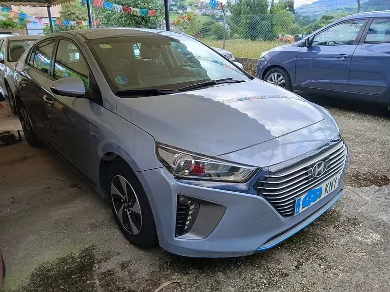 Usado Hyundai Ioniq 141 CV (103 kW) 2018 Azul Utilitario