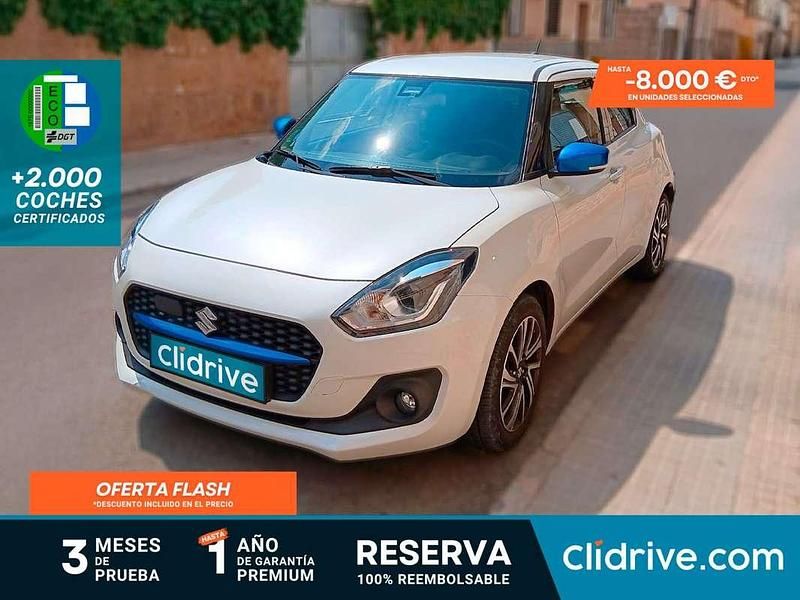 Blanco Usado 2022 Suzuki Swift GLX Utilitario | 15.590 € (Un poco caro) - Imagen 1/3