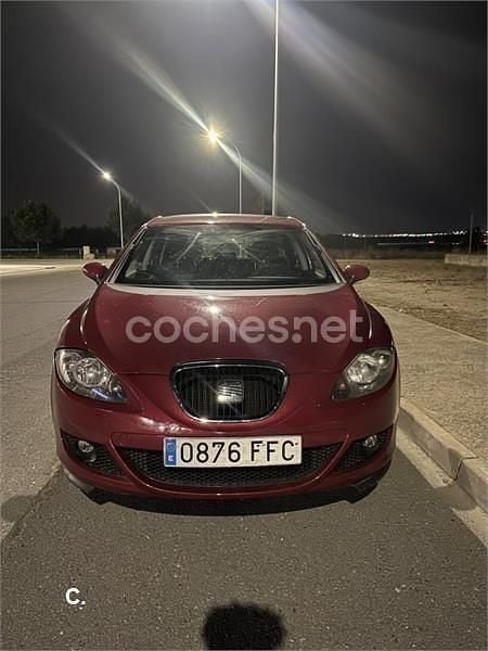 Rojo Usado 2007 Seat Leon Sport Berlina | 3350 € (Buen precio) - Imagen 1/4