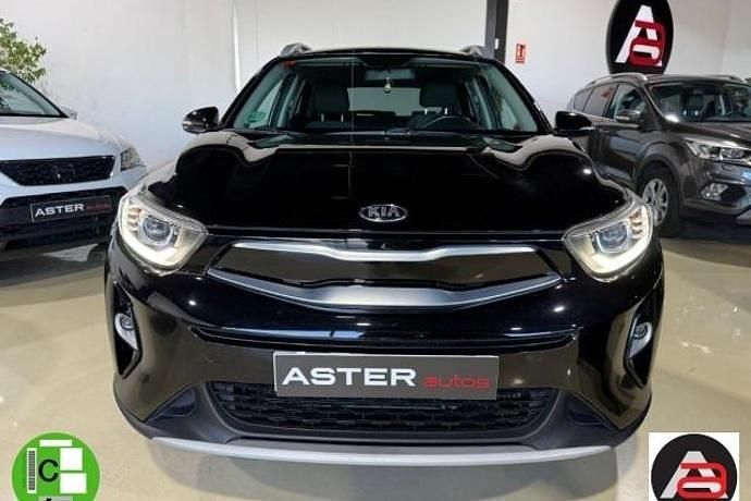 Usado Kia Stonic 100 CV (73 kW) 2019 SUV