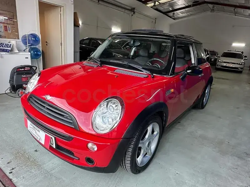 Usado Mini Cooper 116 CV (85 kW) 2007 Rojo Utilitario