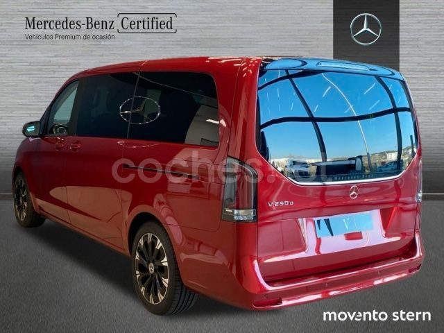 Nuevo Mercedes V250 Style 190 CV (139 kW) 2025 Rojo Monovolumen