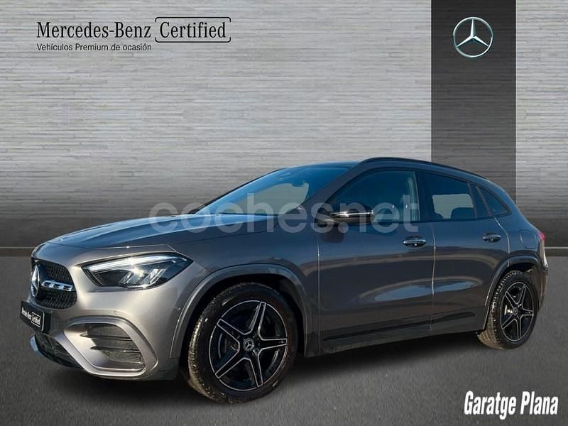 Usado Mercedes GLA200 150 CV (110 kW) 2025 Gris / plata SUV