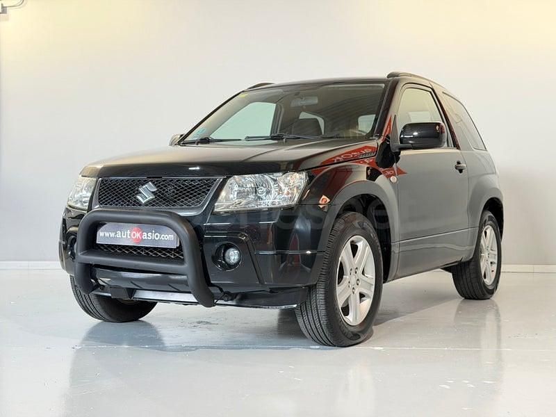 Usado Suzuki Grand Vitara 106 CV (77 kW) 2007 Negro SUV