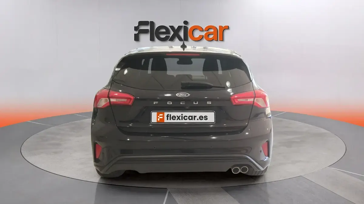 Usado Ford Focus ST-Line 150 CV (110 kW) 2019 Negro Berlina