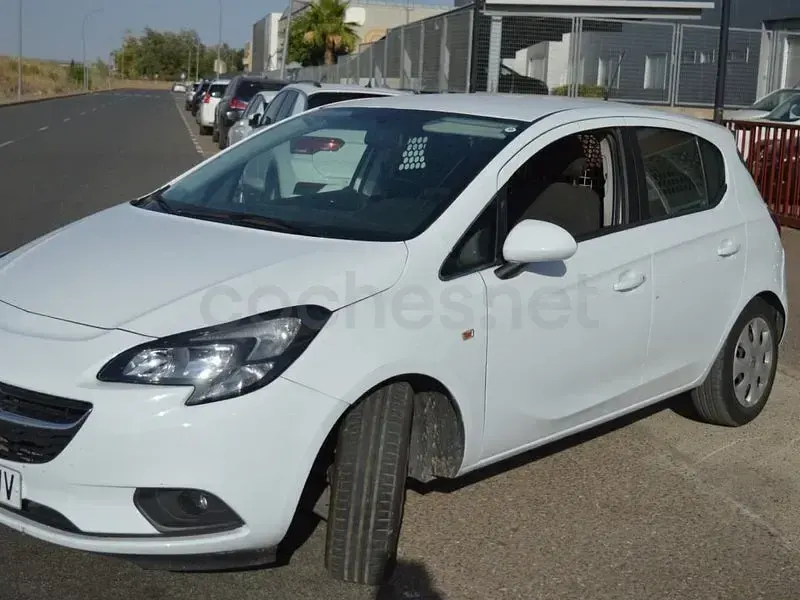 Usado Opel Corsa Selective 90 CV (66 kW) 2019 Blanco Utilitario