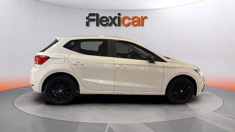 Usado Seat Ibiza Reference 95 CV (69 kW) 2019 Blanco Utilitario