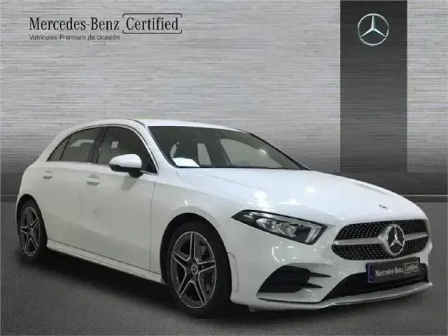 Usado Mercedes A180 116 CV (85 kW) 2021 Blanco Berlina