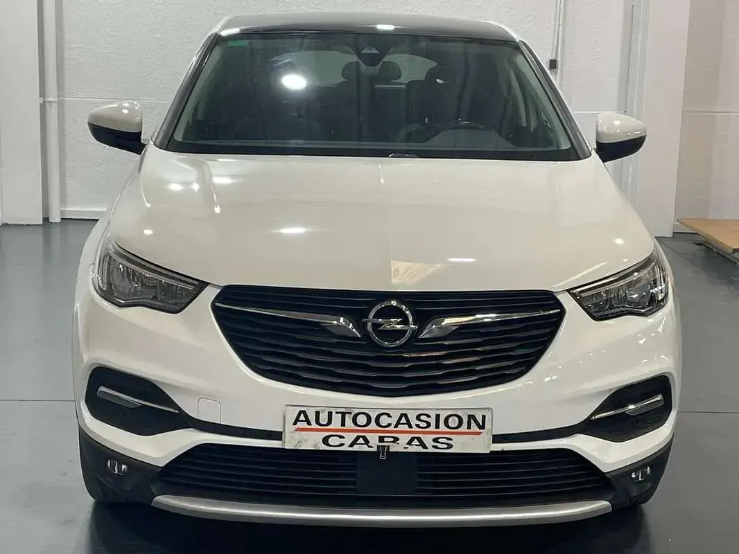 Usado Opel Grandland X Excellence 120 CV (88 kW) 2018 Blanco SUV