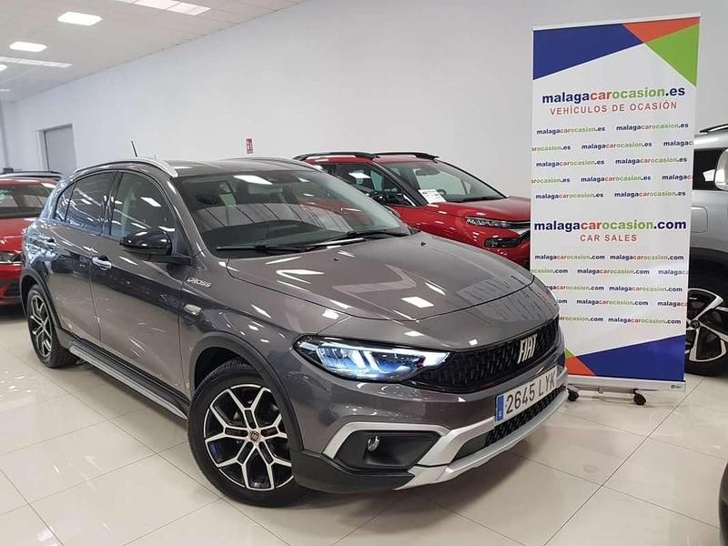 Gris Usado 2022 Fiat Tipo Cross Utilitario | 12.200 € (Precio justo) - Imagen 1/4