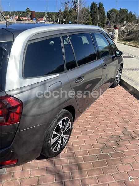 Usado Citroën C4 Picasso Live 120 CV (88 kW) 2017 Gris / plata Monovolumen