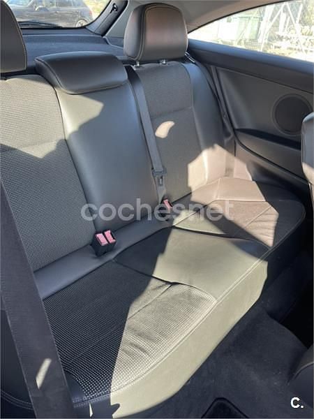 Usado Opel Astra GTC Sport 170 CV (125 kW) 2006 Gris / plata Berlina