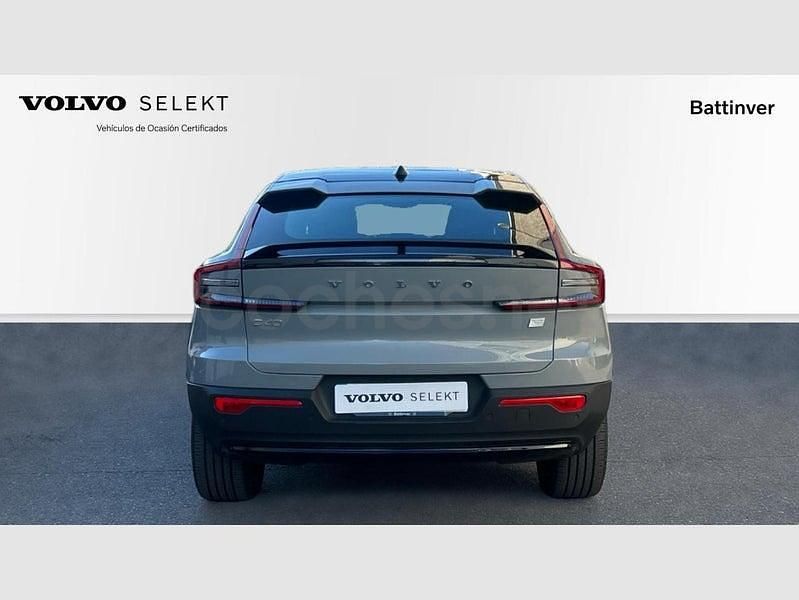Usado Volvo EC40 Plus 300 kW (408 CV) 2024 Eléctrico SUV