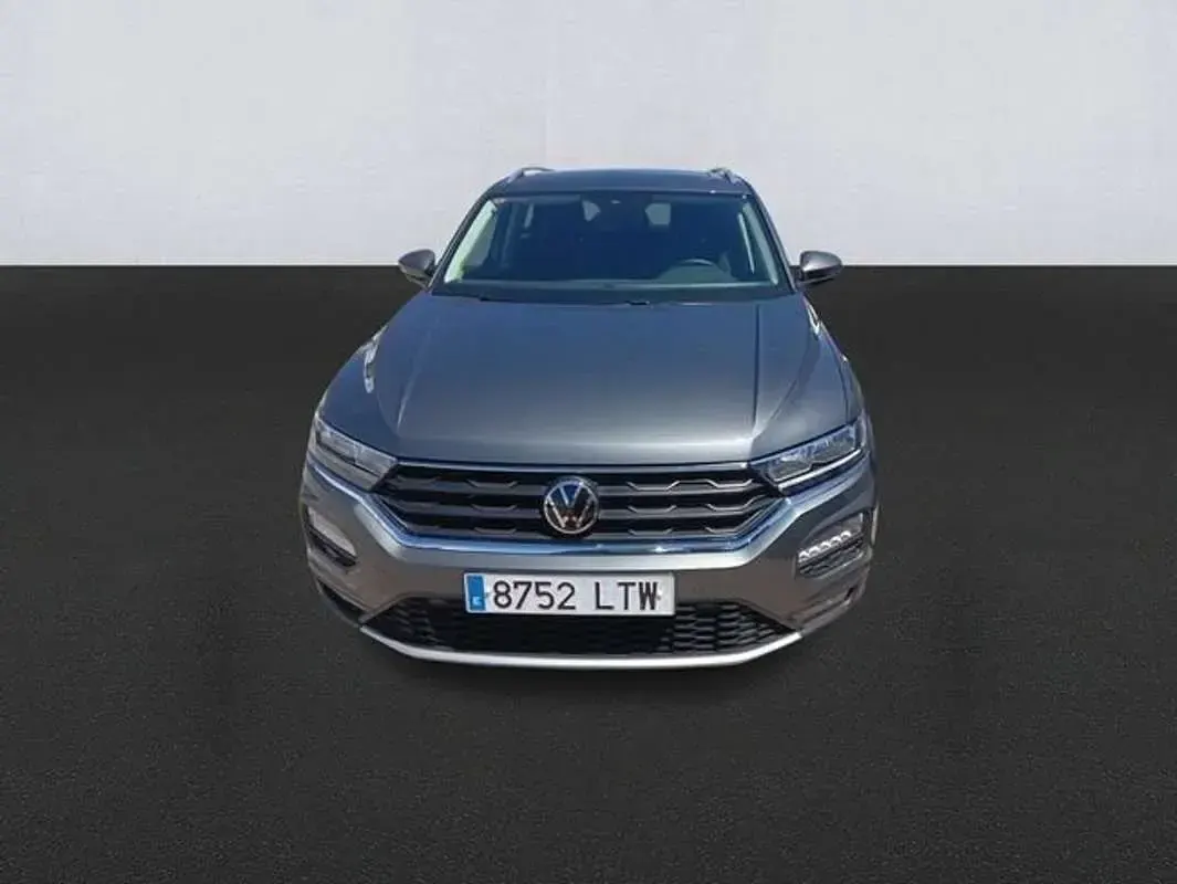 Usado VW T-Roc Advance 116 CV (85 kW) 2021 Gris SUV