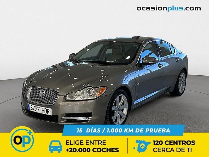 Gris beige Usado 2011 Jaguar XF Luxury Berlina | 15.500 € (Caro) - Imagen 1/4