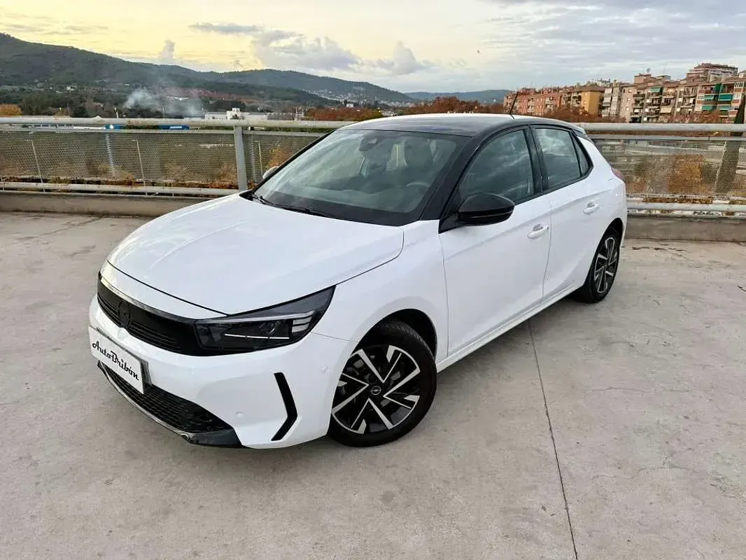 Usado Opel Corsa S 101 CV (74 kW) 2024 Blanco Utilitario