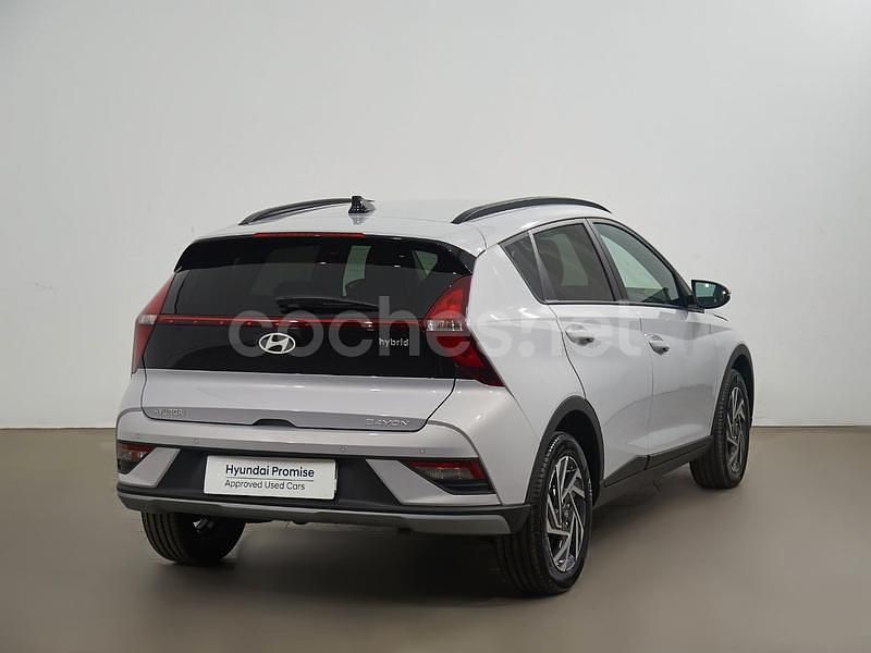 Nuevo Hyundai Bayon 100 CV (73 kW) 2025 Gris / plata SUV