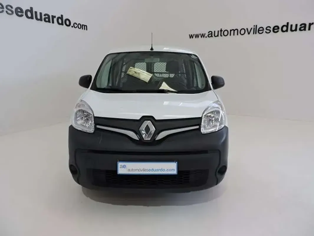 Usado Renault Kangoo 2021 Blanco Monovolumen