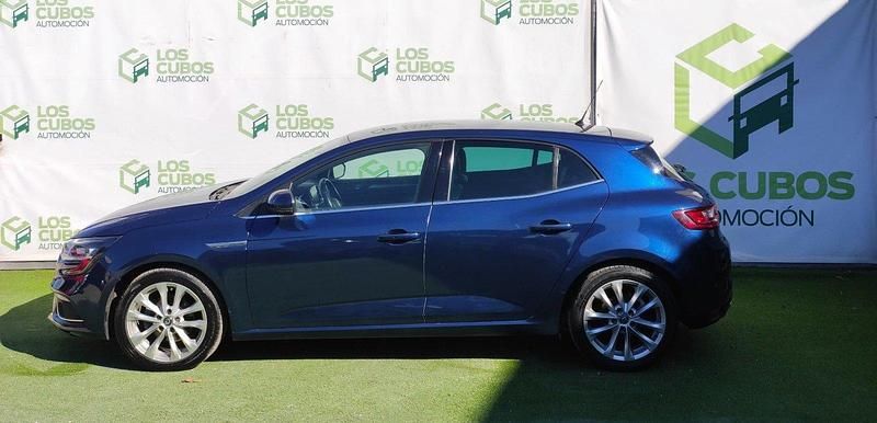 Usado Renault Mégane Cabriolet Intens 130 CV (95 kW) 2016 Azul Descapotable