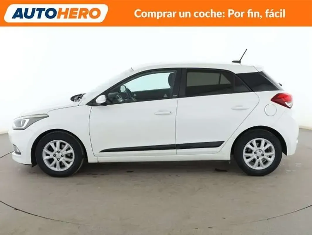 Usado Hyundai i20 GO! 101 CV (74 kW) 2017 Blanco Berlina