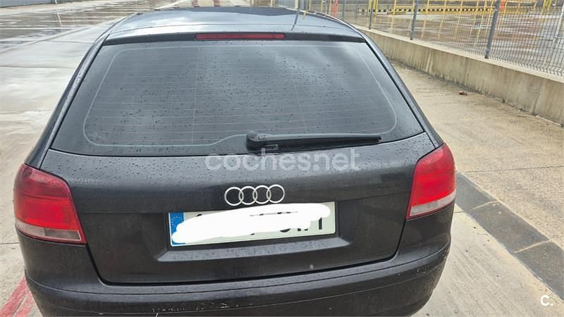 Usado Audi A3 Ambition 140 CV (102 kW) 2004 Marrón Utilitario