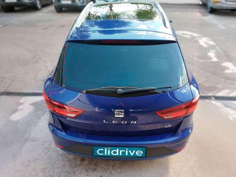 Usado Seat Leon ST FR 131 CV (96 kW) 2019 Azul Familiar