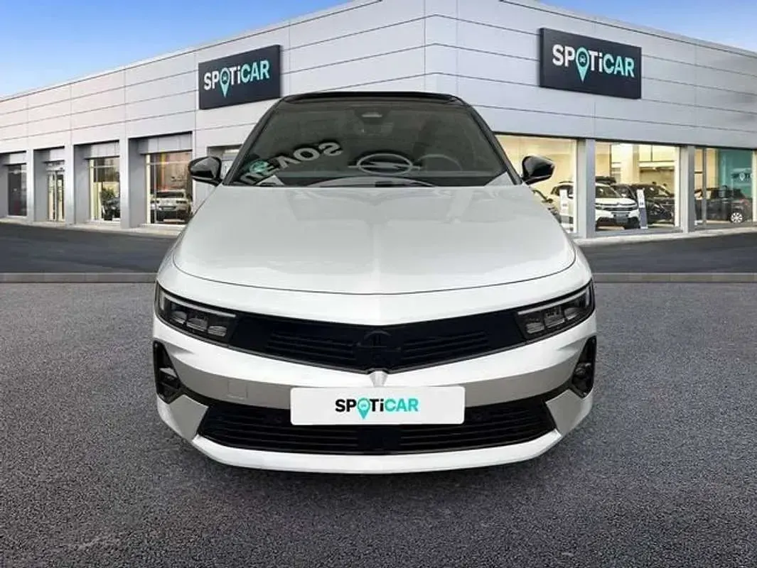 Usado Opel Astra 131 CV (96 kW) 2025 Gris Utilitario