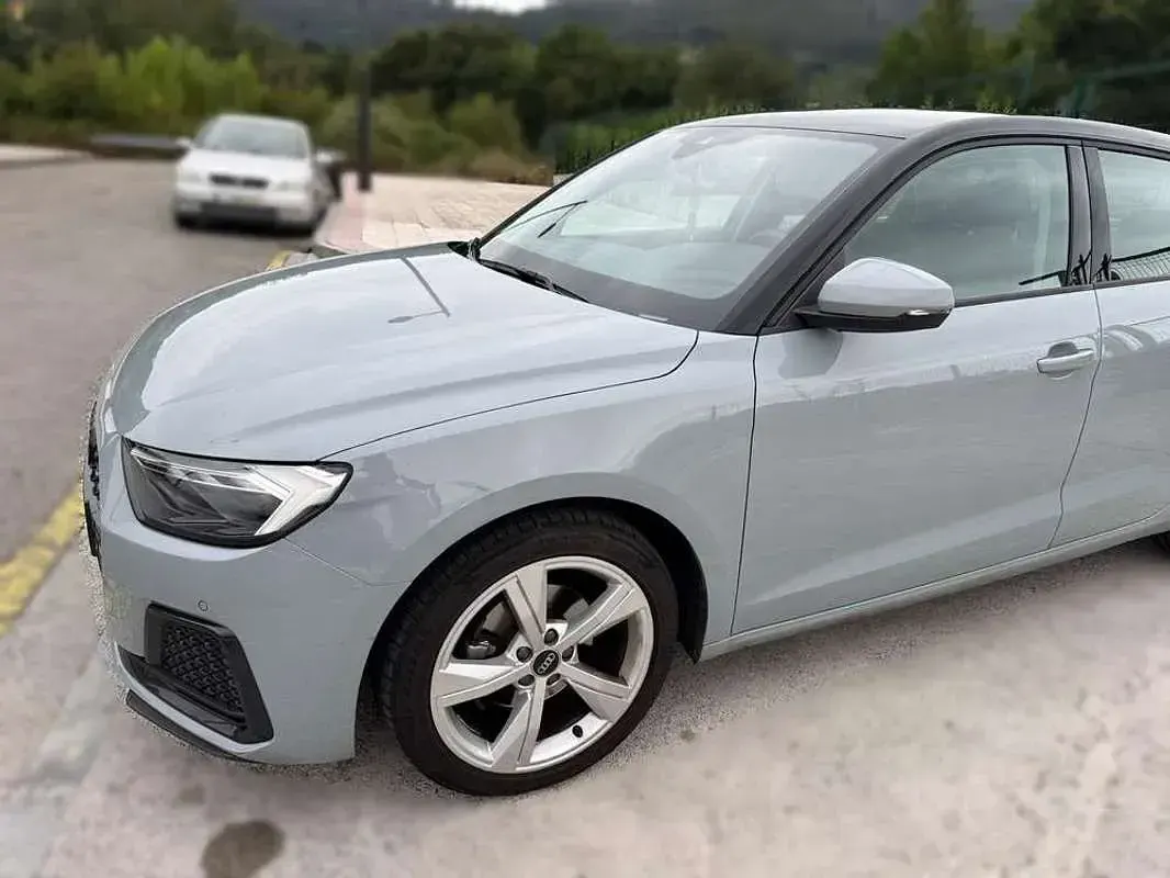 Usado Audi A1 Sportback Premium 110 CV (80 kW) 2022 Gris Utilitario