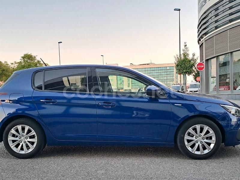 Usado Peugeot 308 Style 130 CV (95 kW) 2019 Azul Berlina