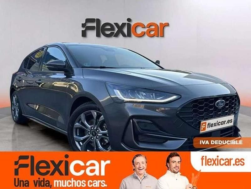 Usado Ford Focus ST-Line 125 CV (91 kW) 2023 Gris Berlina