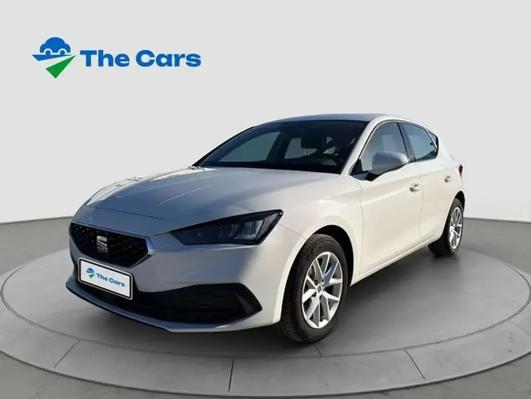 Usado Seat Leon Style 116 CV (85 kW) 2023 Blanco Berlina