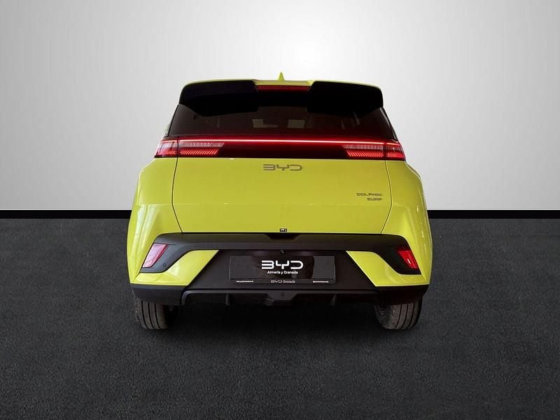 Nuevo BYD Dolphin Surf Boost 64 kW (88 CV) 2026 Amarillo Utilitario