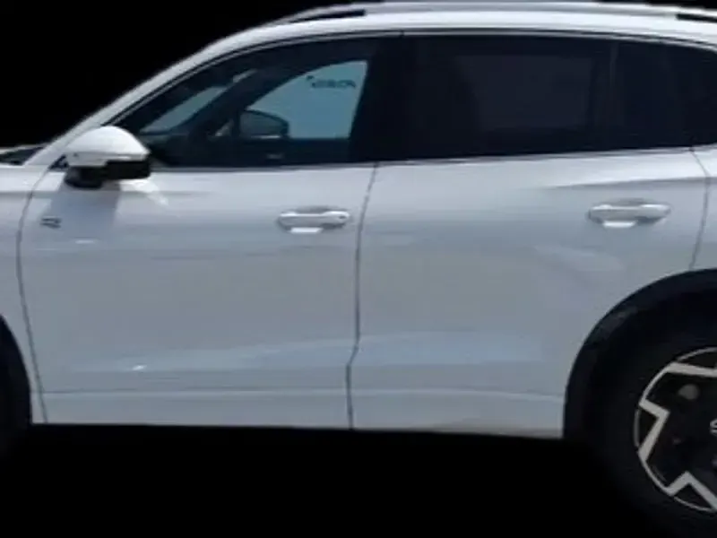 Usado VW Tiguan R-line 150 HP (110 kW) 2024 Branco SUV