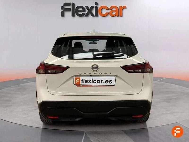 Usado Nissan Qashqai Acenta 140 CV (102 kW) 2022 Blanco SUV