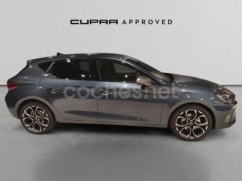 Nuevo Cupra Leon 150 CV (110 kW) 2025 Gris / plata Berlina