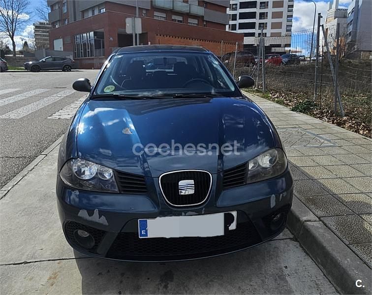Usado Seat Ibiza Sport 100 CV (73 kW) 2008 Azul Berlina