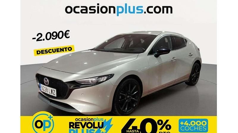 Usado Mazda 3 Homura-Line 122 CV (89 kW) 2022 Plateado Utilitario