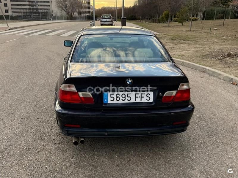 Usado BMW 323 170 HP (125 kW) 2000 Preto Coupé