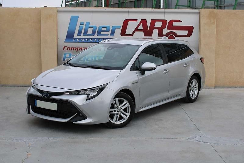 Gris Usado 2021 Toyota Corolla Business Edition Familiar | 14.990 € (Buen precio) - Imagen 1/4