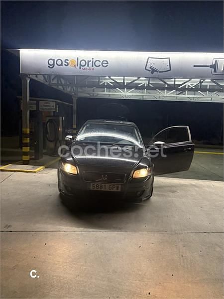 Usado Volvo C30 R-Design 136 CV (100 kW) 2009 Negro Utilitario