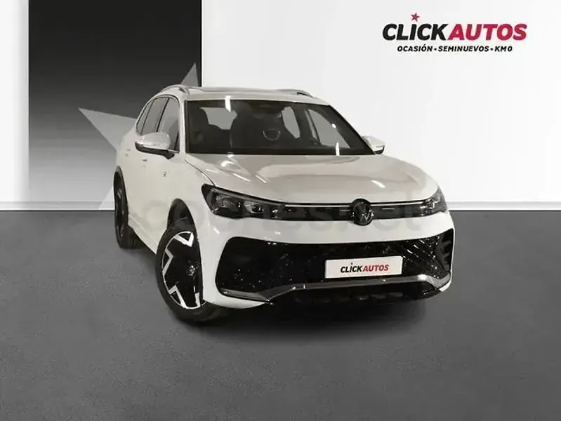 Usado VW Tiguan R-line 150 CV (110 kW) 2025 Blanco SUV