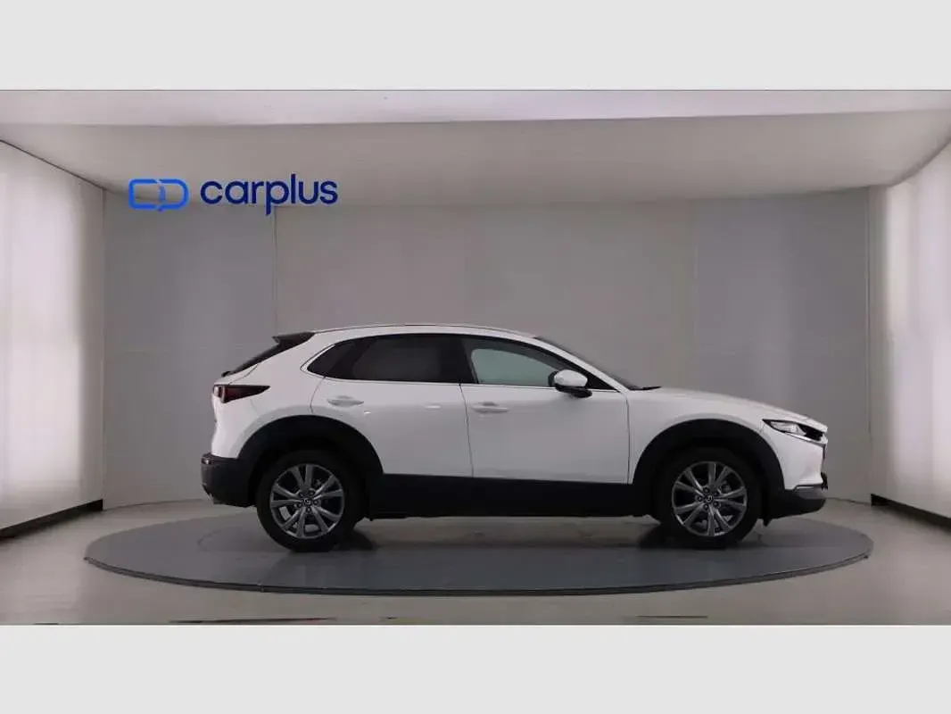 Usado Mazda CX-30 186 HP (136 kW) 2022 Branco SUV