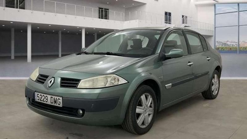 Usado Renault Mégane II Dynamique 115 CV (84 kW) 2005 Gris Berlina