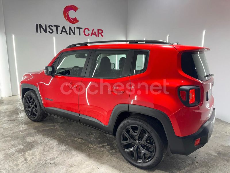 Usado Jeep Renegade Night Eagle 120 CV (88 kW) 2022 Naranja SUV