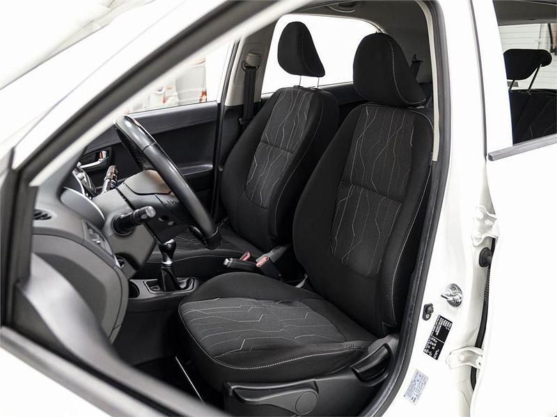 Usado Kia Picanto 69 CV (50 kW) 2015 Blanco Utilitario