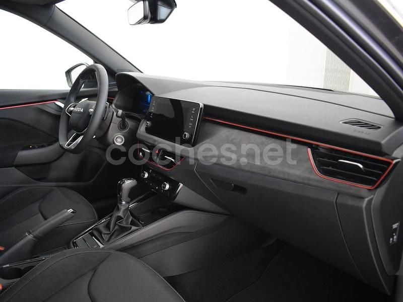 Nuevo Skoda Kamiq 115 CV (84 kW) 2025 Gris / plata SUV