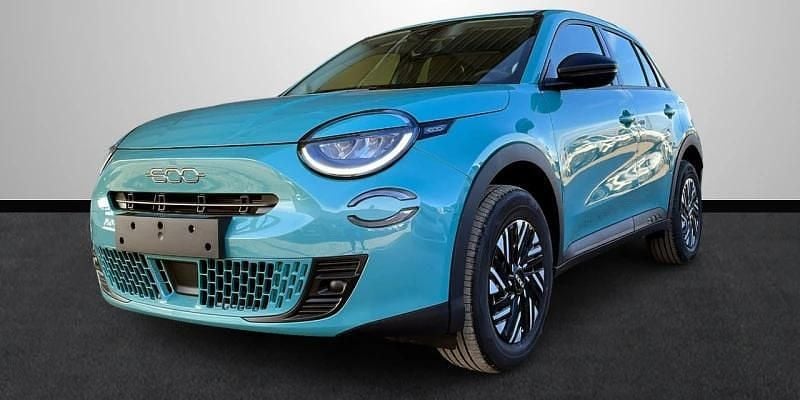 Usado Fiat 600 Pop 145 CV (106 kW) 2024 Rojo SUV