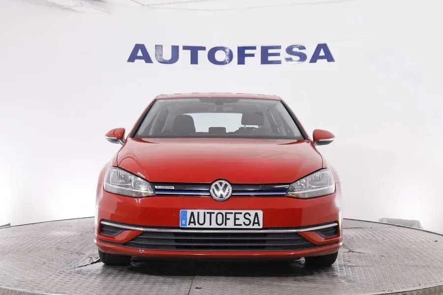 Usado VW Golf VIII 130 CV (95 kW) 2020 Rojo